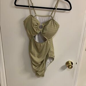 NWT Chic Olive Green Textured Swimsuit in Size M